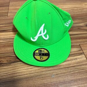 New Era Atlanta Braves 59FIFTY Fitted Hat Mens 7.5 Green MLB Baseball Cap NWT